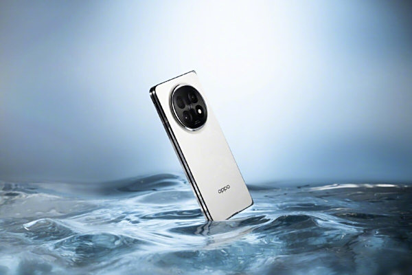 OPPO Find N5以“唯一入选手机”成WAIC焦点,AI能力重新定义智能手机交互